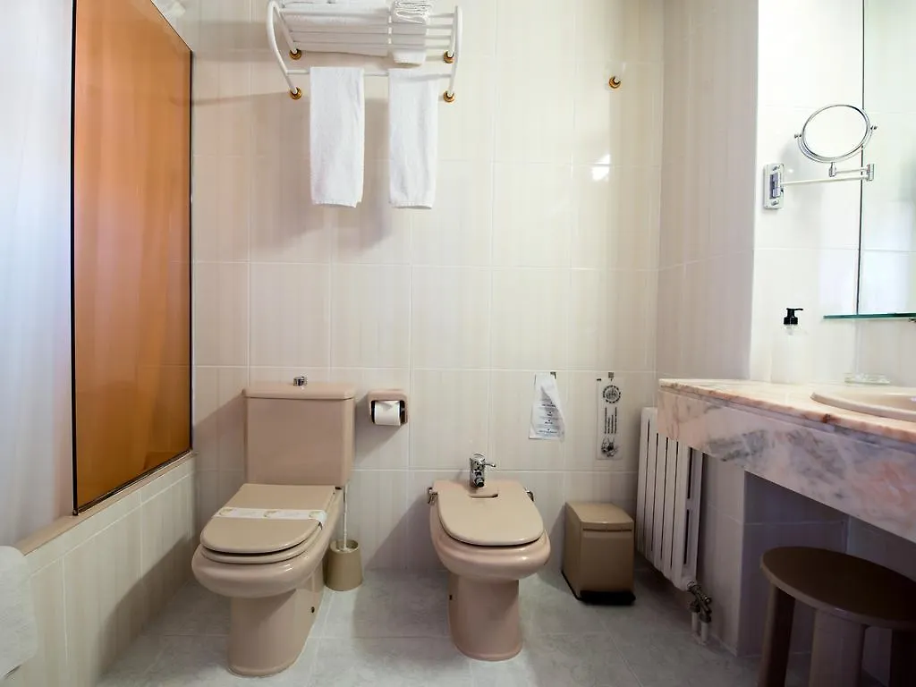 Hotel Placa سان فيليو ذي غيشولس 3*,